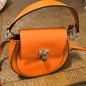 Brand New: Guess bag